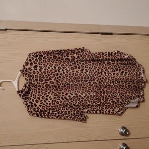 Torrid 3/4 sleeve turtleneck super soft knit leopard top